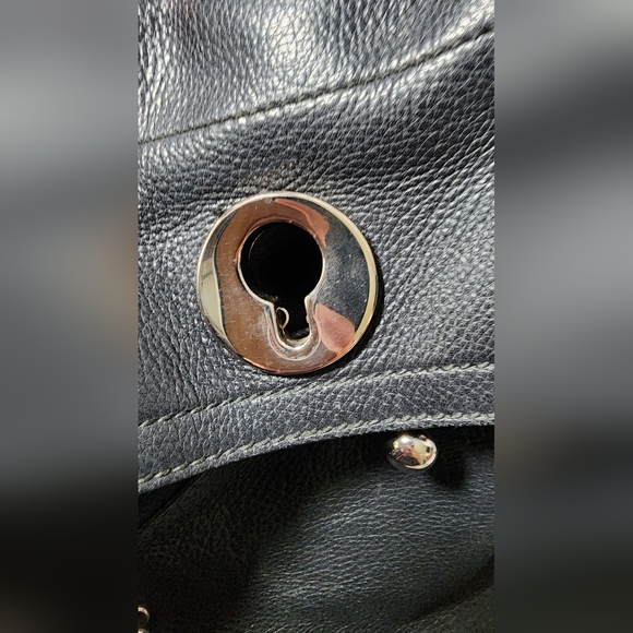 Yves Saint Laurent Muse Two hand bag. Corner wear On All 4 Corners - Picture 14 of 14